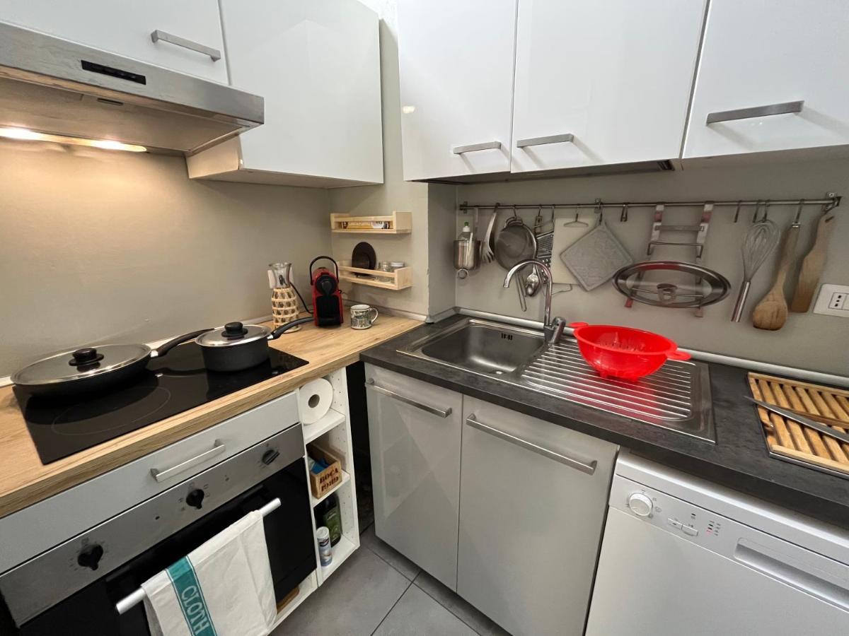 Apartamento Giusti Flat - Next To Cimitero Monumentale Castello Sforzesco Milán Exterior foto